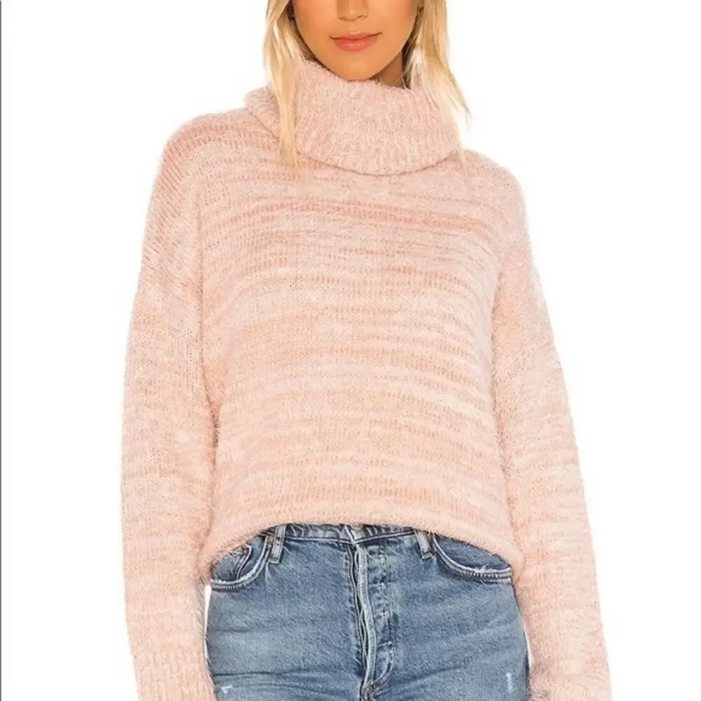 Show me your Mumu Fatima Turtleneck Sweater Purple Pink NWT Size M - Picture 4 of 7